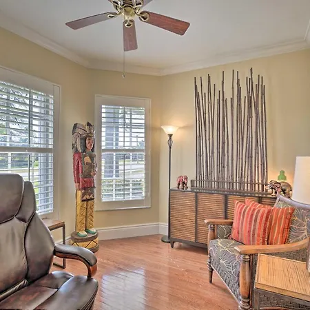 Waterfront Cape Coral Home With Private Dock And Lanai